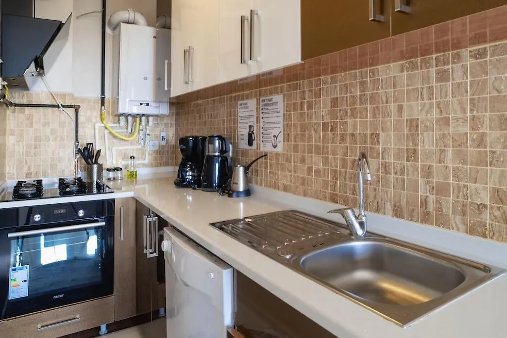 Stylish Triplex Apartment In The Heart Of Izmir Turcja